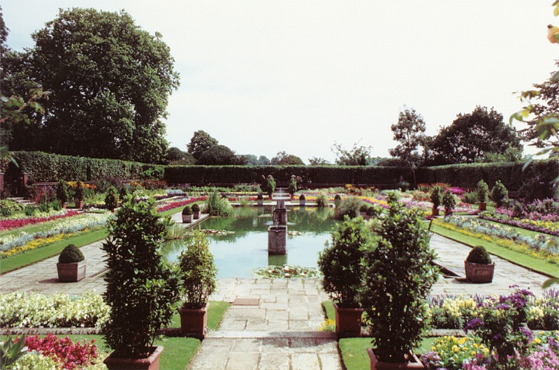 england english garden 1.jpg